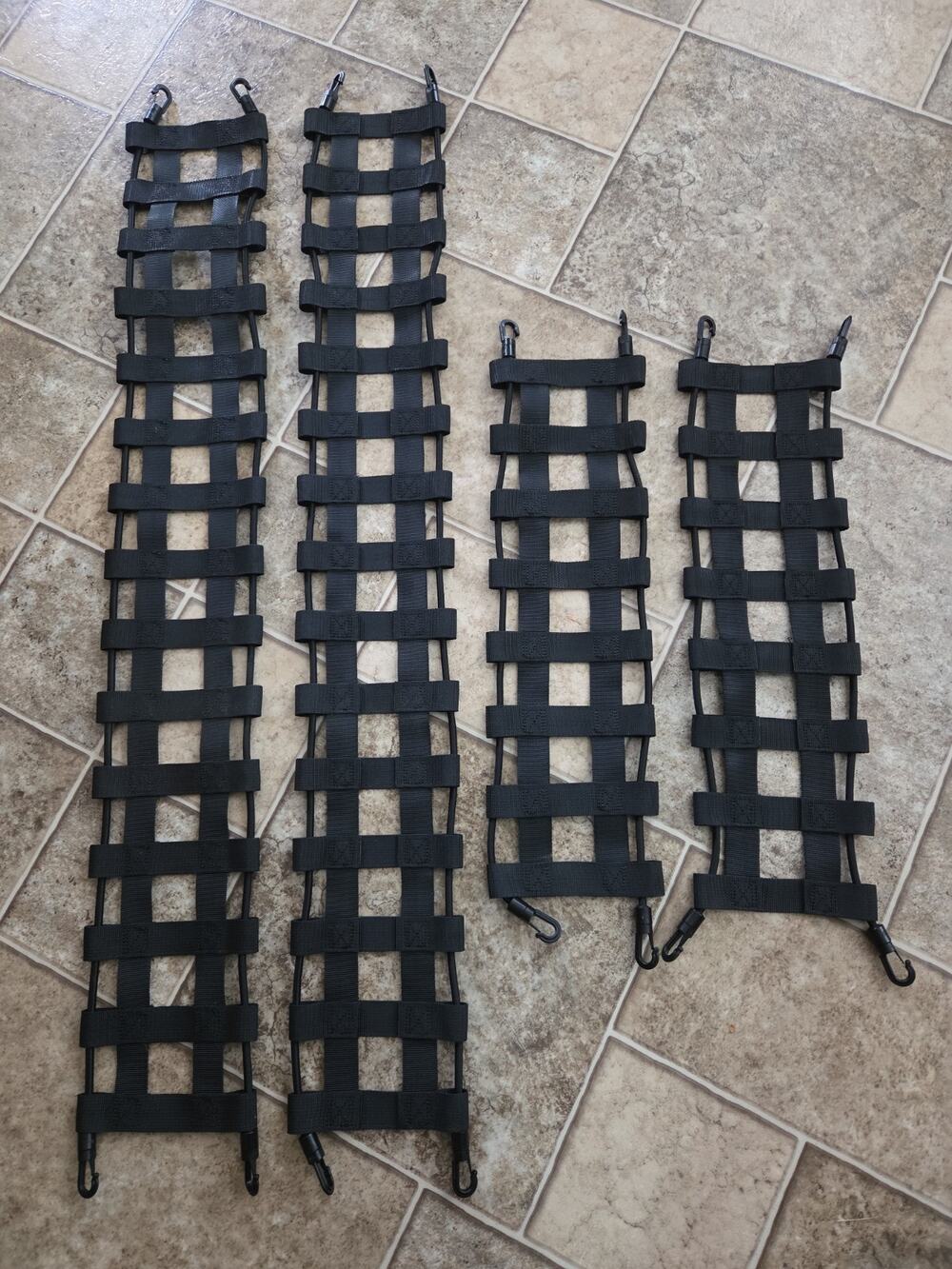 GM cargo net nets divider dividers 84403766